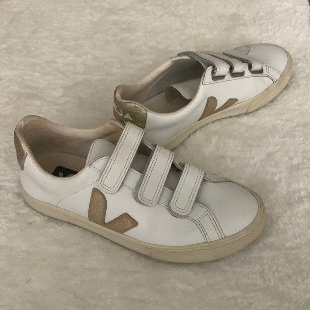 Veja Velcro Sneakers